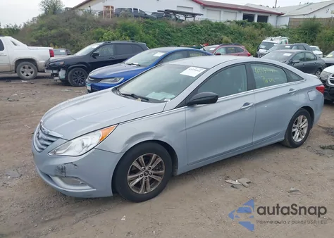 2013 Hyundai Sonata Gls z USA, uszkodzony, nr VIN 5NPEB4AC6DH675568